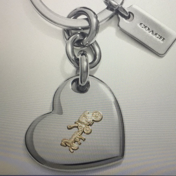 COACH - HORSE & CARRIAGE HEART BAG CHARM (NWT) - Picture 9 of 14